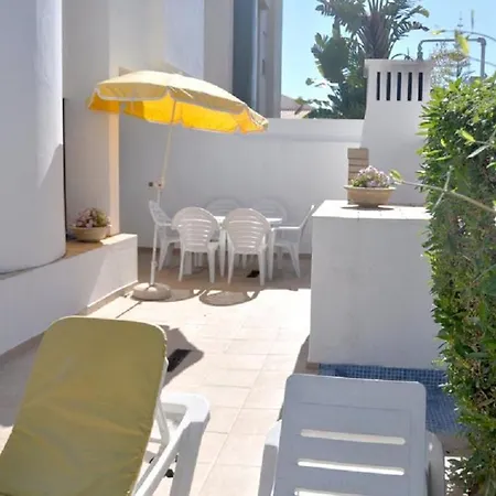 Villa Cmfortable Semi-detached Private Pool *